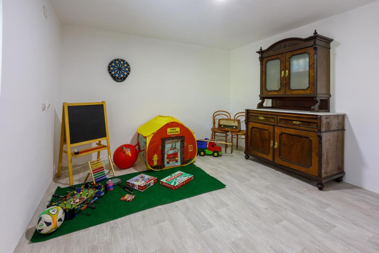 Holiday House Dino Bribir  Esterno foto