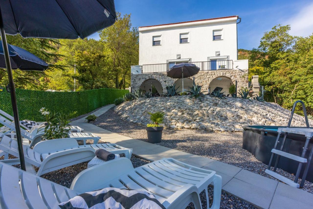 Holiday House Dino Bribir  Esterno foto